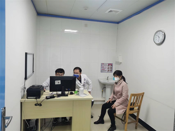 南大一附院派駐專家門診坐診.jpeg